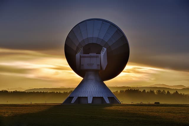 raisting-satellite